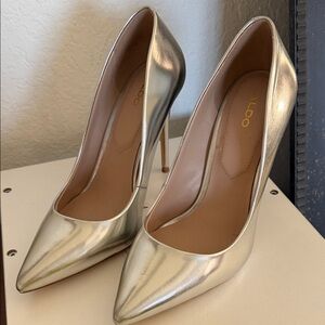 Aldo Metallic Silver Pointed Heels